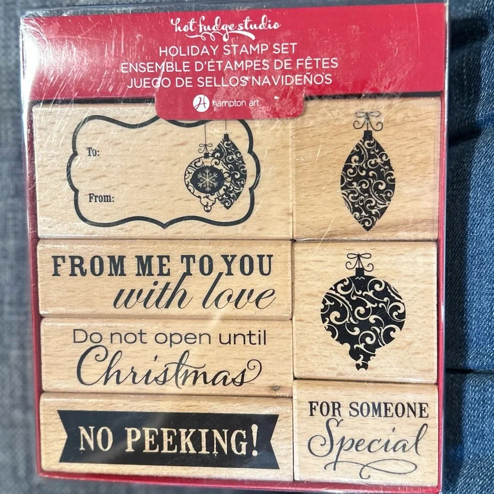 Holiday Stamp Set - Boxed. - Picture 1 of 1
